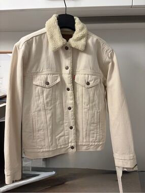 Levi's Cream Sherpa Collar Trucker Jacket